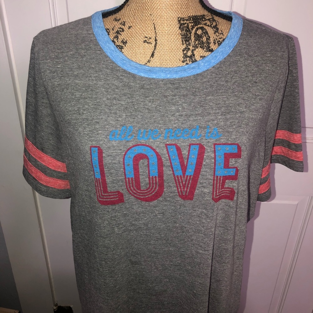Women’s Lane Bryant tee 18/20